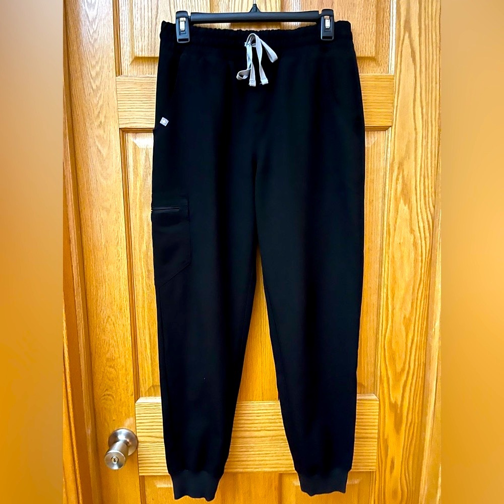 Figs Bundle of 5 High Waisted Zamora Joggers Scrub Pants